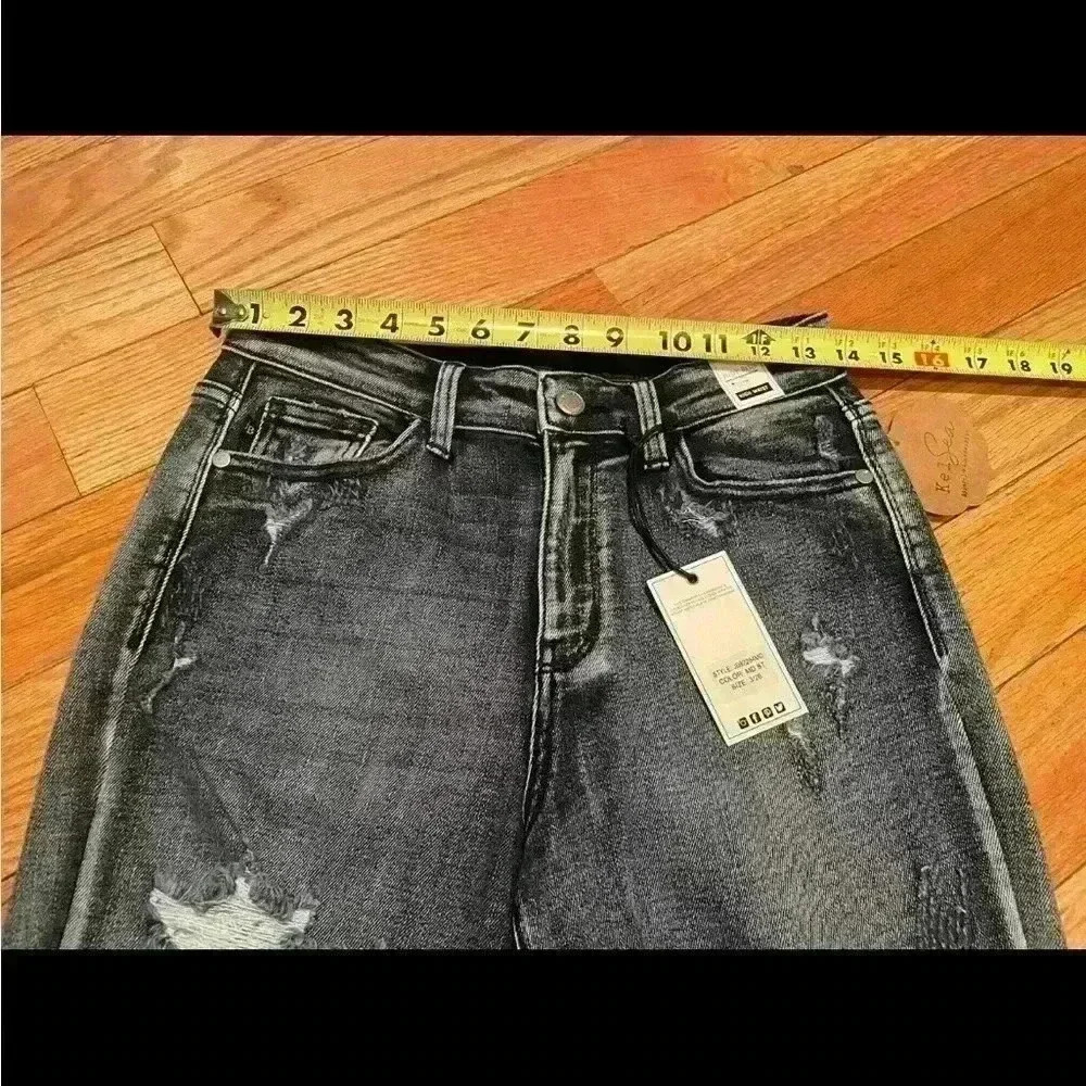 Judy Blue Jeans Distressed Boyfriend Fit Straight Leg Women’s Size 3 / 26 NWT - Picture 15 of 16